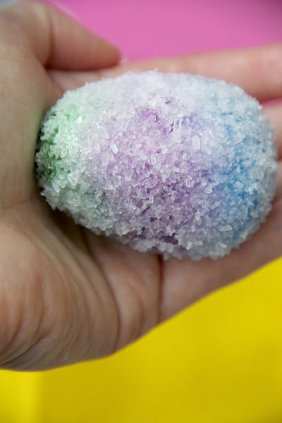 Fun and Creative Ways to Decorate Easter Eggs - Stepmomming Blog