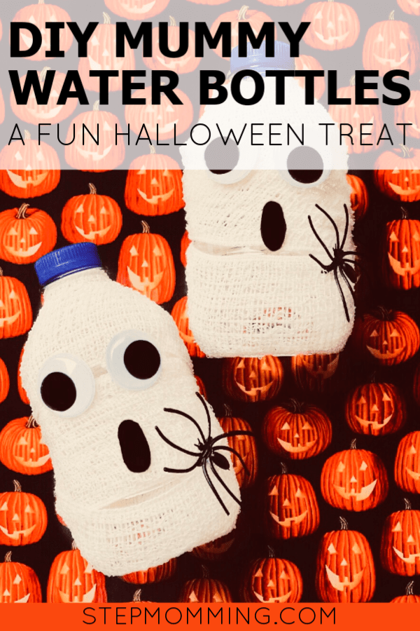 How to make your own DIY mummy water bottles for Halloween to pack as a fun Halloween treat in your child's lunchbox for Halloween, DIY Halloween crafts with kids, DIY Halloween Beverages for Halloween Party